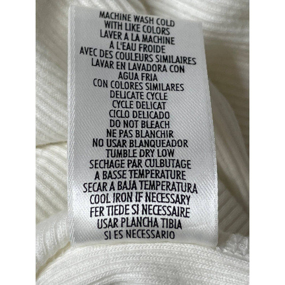 Petite Sophisticate White Short Sleeve Top Size S  * - Picture 6 of 6